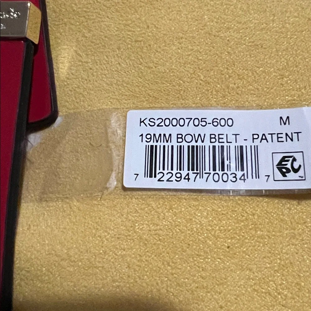 NWT kate spade new york
Women's Patent Leather Bow Belt
Sz M: 31"; - Picture 5 of 8